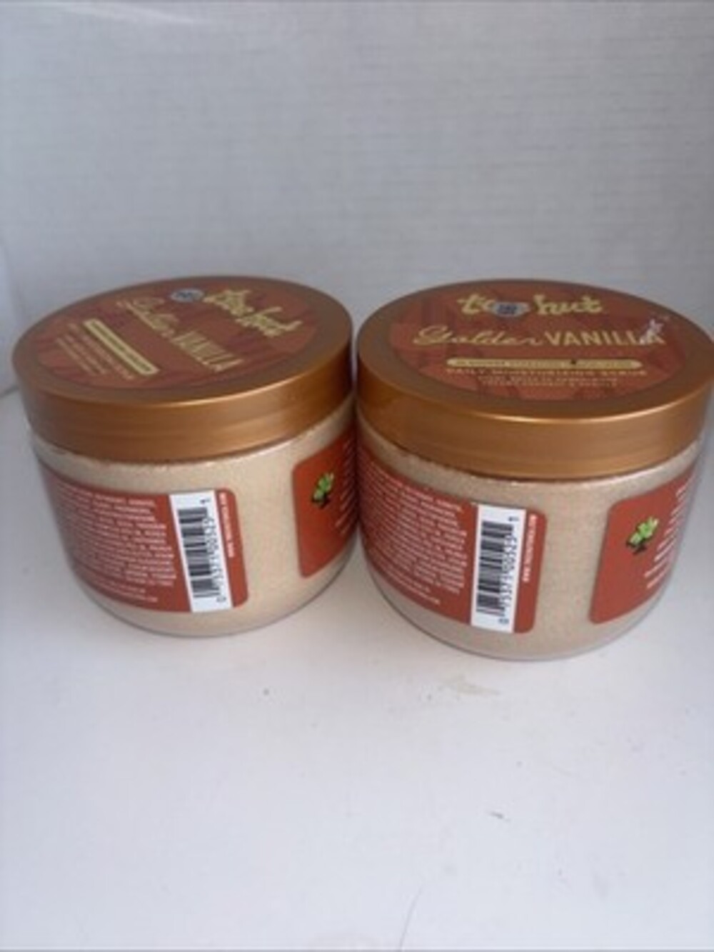 Tree Hut Golden Vanilla Daily Moisturizing Scrub 15 Fl Oz 2 Pack NEW - Picture 2 of 3